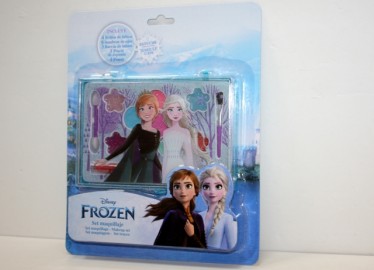 MAQUILLAJE FROZEN CAJA RECTANGULAR 15 PZAS 77356