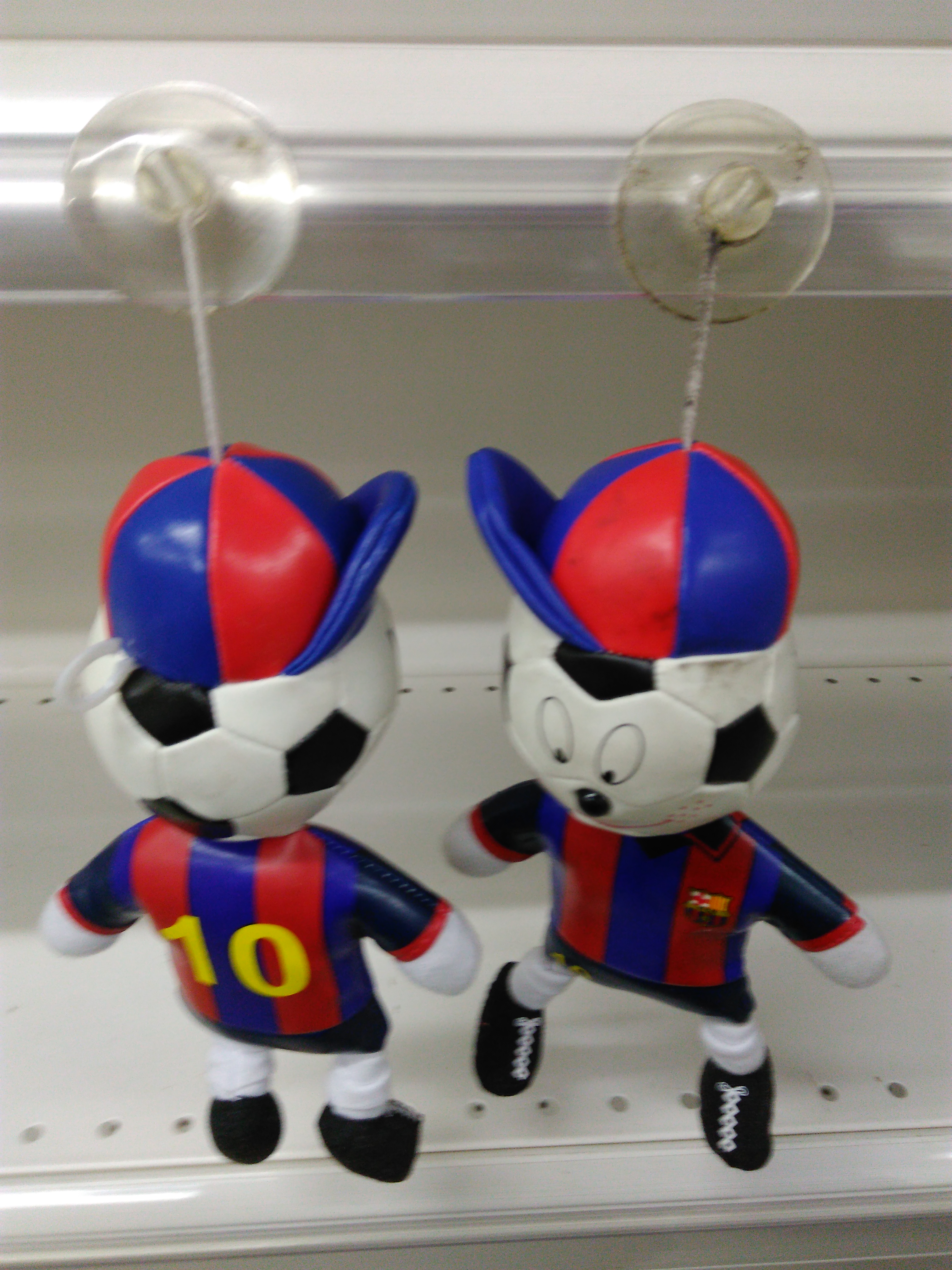 MUÑECO PELOTA COLGANTE FCB